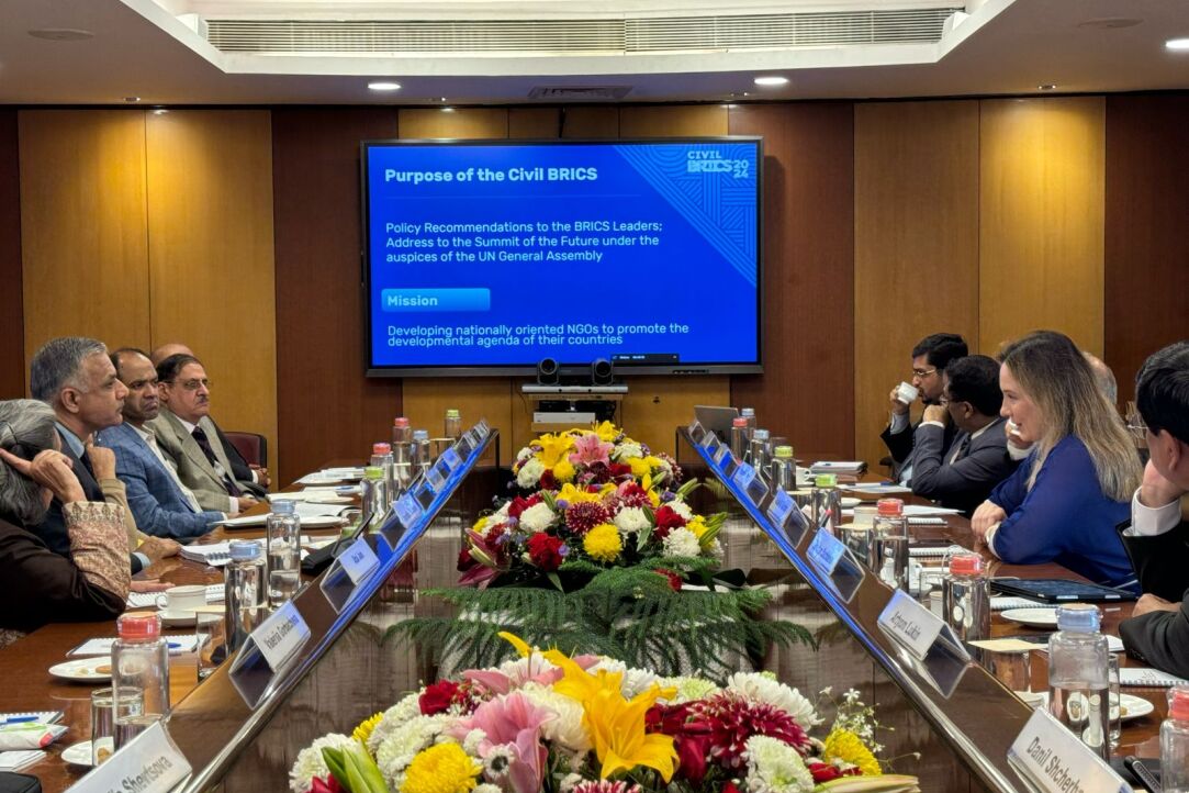 Иллюстрация к новости: НИУ ВШЭ укрепляет сотрудничество с Индией и создает возможности для доверительного диалога между экспертами